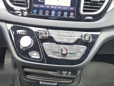 2018 Chrysler Pacifica Touring Plus