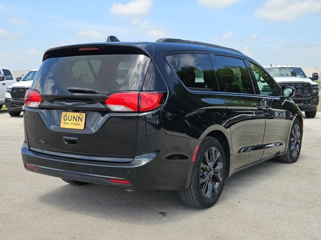 2018 Chrysler Pacifica Touring Plus