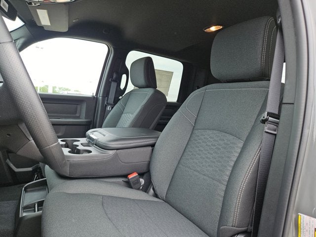 2026 RAM 2500 Black Express