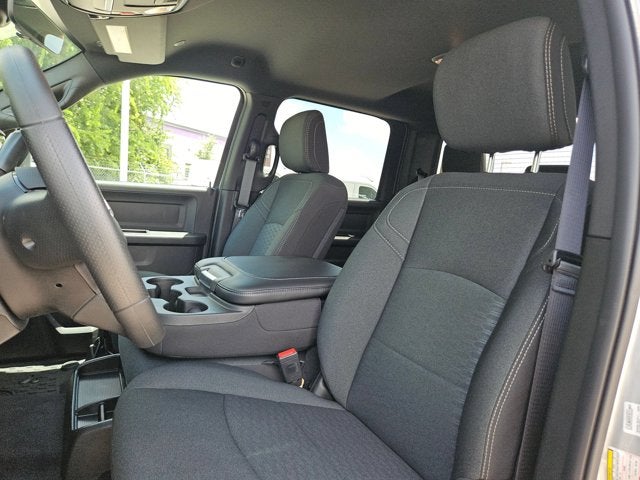 2026 RAM 2500 Black Express