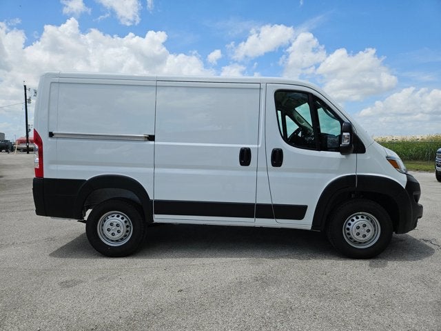 2026 RAM ProMaster Cargo Van Tradesman