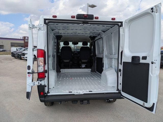 2026 RAM ProMaster Cargo Van Tradesman
