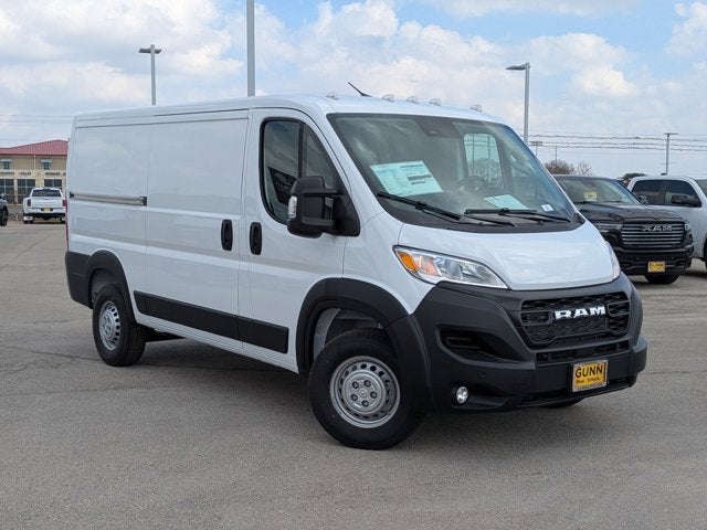 2026 RAM ProMaster Cargo Van Tradesman