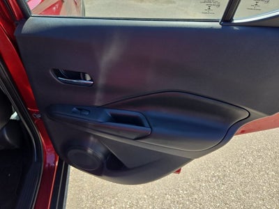 2019 Nissan Kicks SR