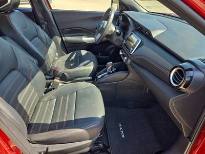 2019 Nissan Kicks SR