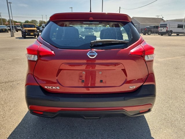 2019 Nissan Kicks SR
