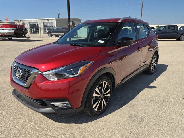 2019 Nissan Kicks SR