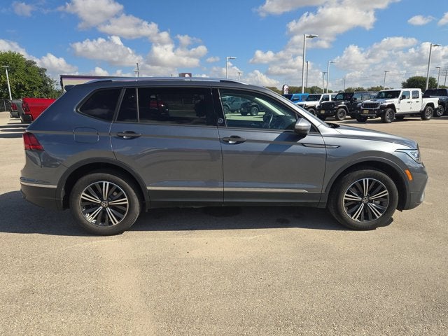 3VVAB7AX1RM235019