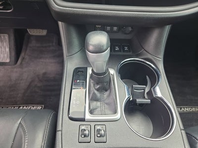 2018 Toyota Highlander SE