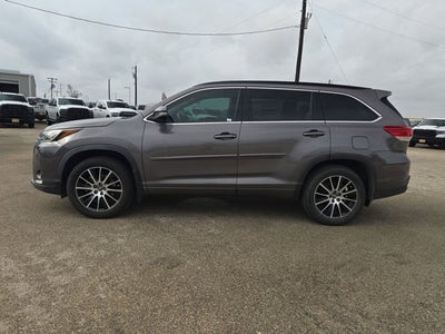 2018 Toyota Highlander SE
