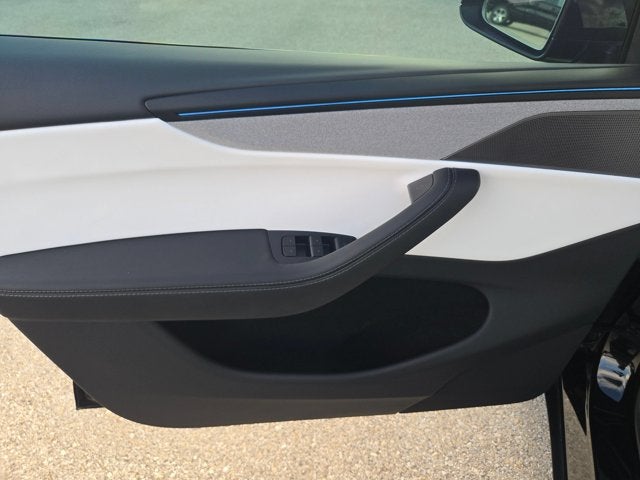 2026 Tesla Model Y RWD
