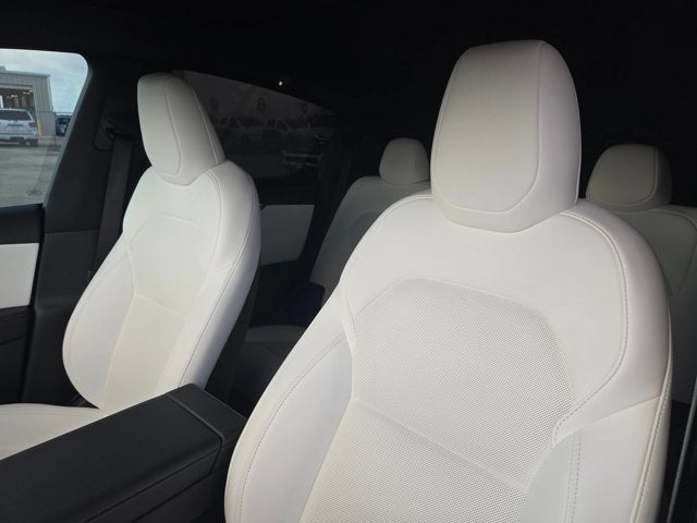 2026 Tesla Model Y RWD