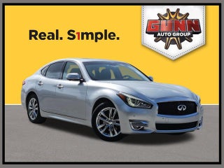 2018 INFINITI Q70 3.7 LUXE