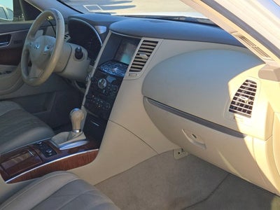 2014 INFINITI QX70 RWD 4dr