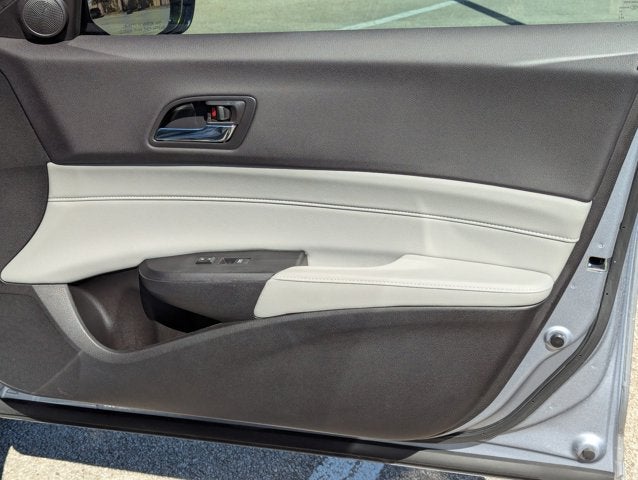 2016 Acura ILX w/Technology Plus Pkg