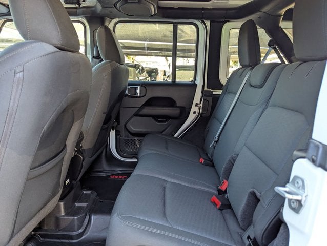 2019 Jeep Wrangler Unlimited Sahara Altitude