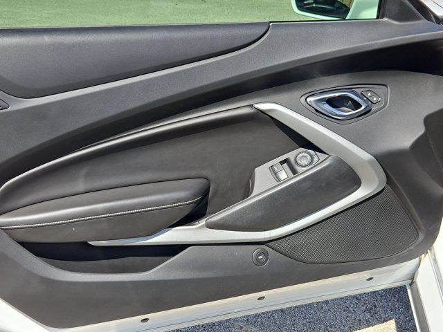 2017 Chevrolet Camaro 2dr Cpe 1LT