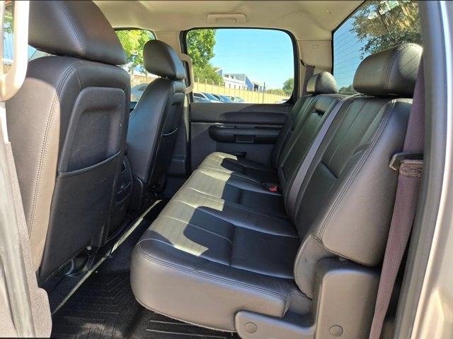 2010 Chevrolet Silverado 3500HD 4WD Crew Cab 167" SRW LT
