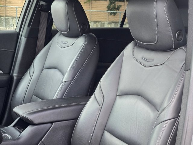 2025 Cadillac XT4 FWD 4dr Premium Luxury