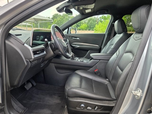 2025 Cadillac XT4 FWD 4dr Premium Luxury