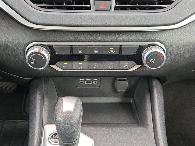 2022 Nissan Altima 2.5 SV Sedan