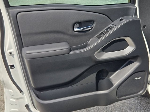 2022 Nissan Frontier Crew Cab 4x2 SV Auto