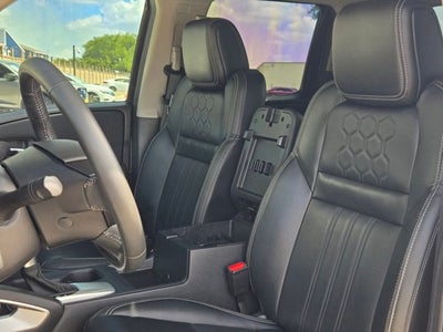 2022 Nissan Frontier Crew Cab 4x2 SV Auto
