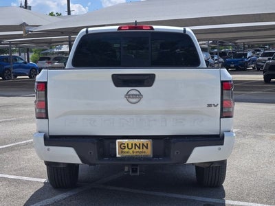 2022 Nissan Frontier Crew Cab 4x2 SV Auto