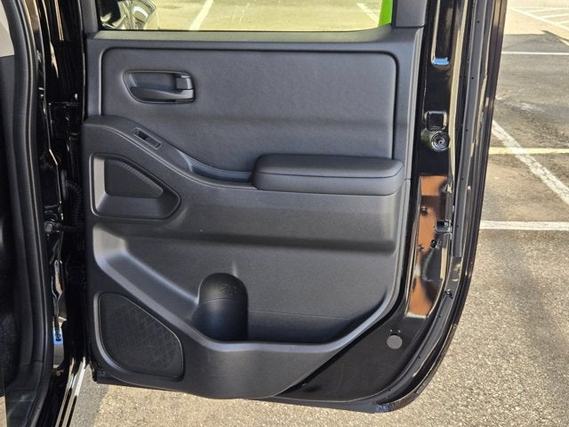 2023 Nissan Frontier Crew Cab 4x2 S Auto
