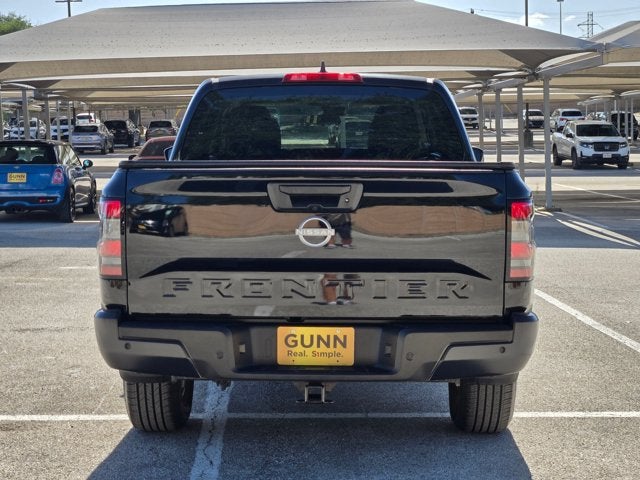 2023 Nissan Frontier Crew Cab 4x2 S Auto
