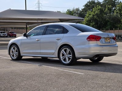 2015 Volkswagen Passat 4dr Sdn 1.8T Auto SEL Premium