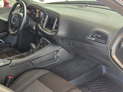 2021 Dodge Challenger SXT RWD