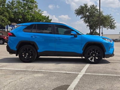 2021 Toyota RAV4 XLE Premium FWD