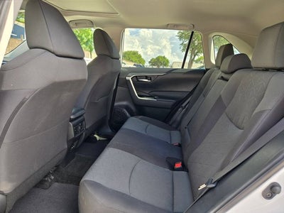 2022 Toyota RAV4 XLE FWD