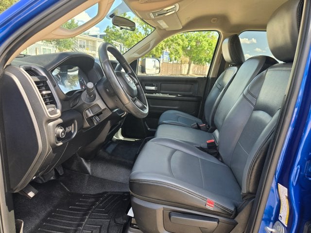 2019 RAM 3500 Tradesman 4x4 Crew Cab 8' Box