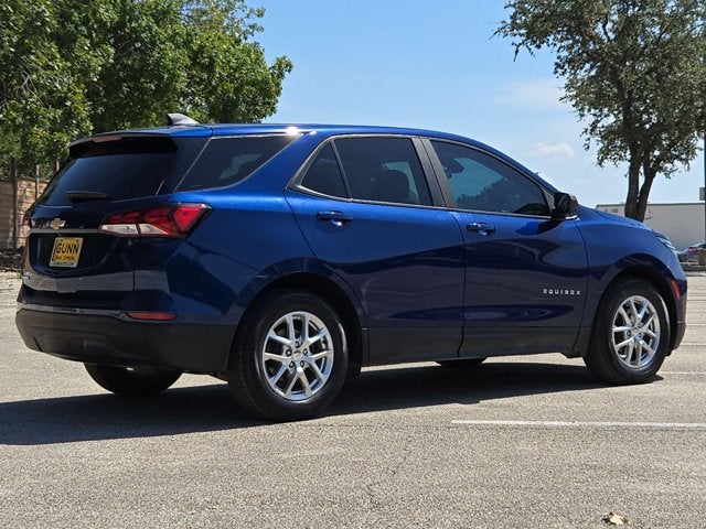 2022 Chevrolet Equinox FWD 4dr LS with 1LS