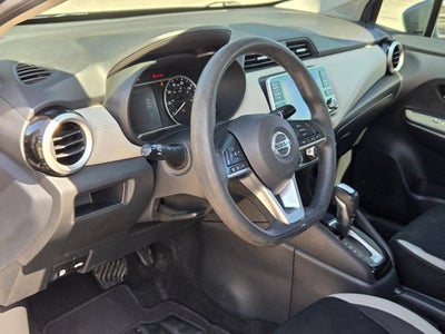 2020 Nissan Versa SV CVT