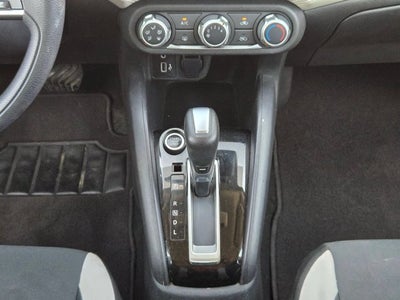 2020 Nissan Versa SV CVT