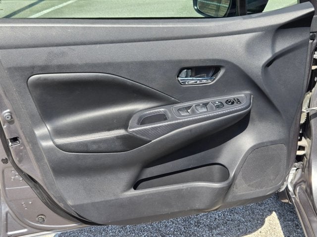 2020 Nissan Versa SV CVT