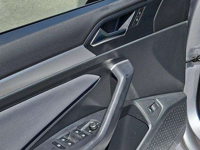 2025 Volkswagen Jetta SE Auto