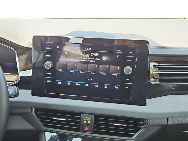2025 Volkswagen Jetta SE Auto