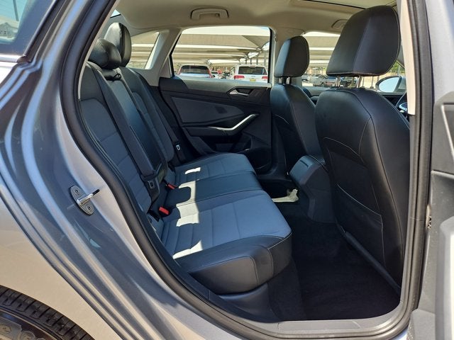 2025 Volkswagen Jetta SE Auto