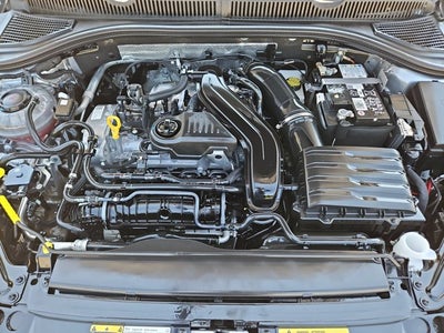 2025 Volkswagen Jetta SE Auto