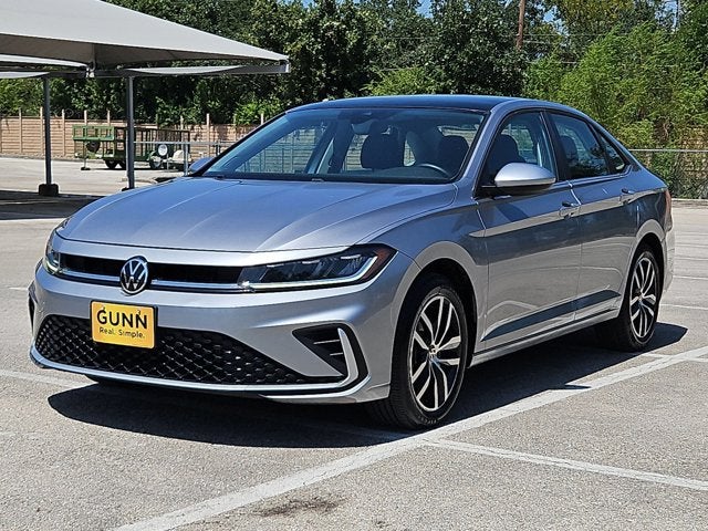 2025 Volkswagen Jetta SE Auto