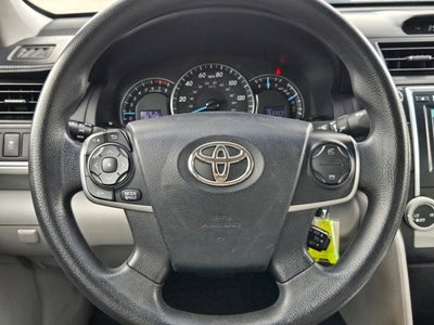 2012 Toyota Camry 4dr Sdn I4 Auto LE