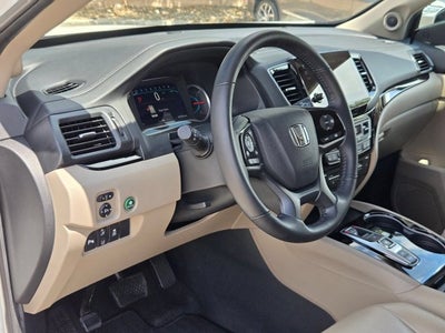 2020 Honda Pilot Touring 8-Passenger AWD