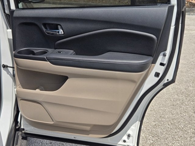 2020 Honda Pilot Touring 8-Passenger AWD