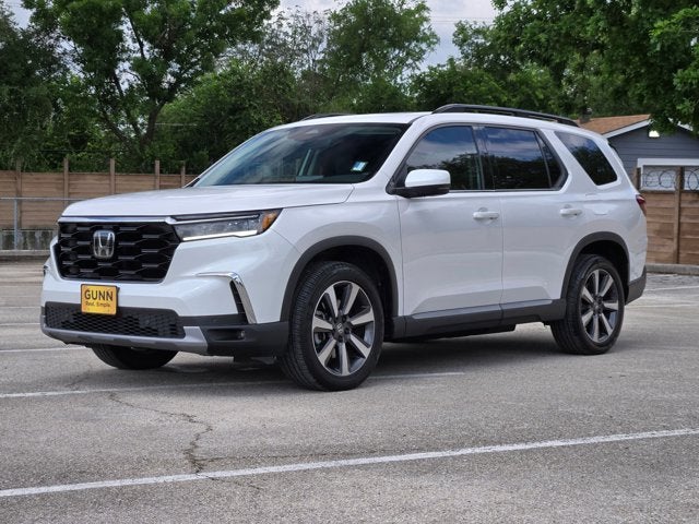 2025 Honda Pilot Base