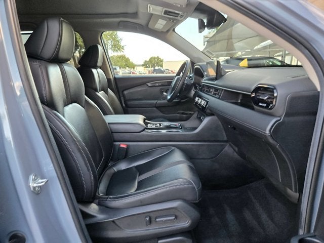 2025 Honda Pilot Touring 2WD