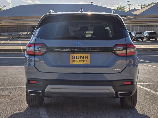 2025 Honda Pilot Touring 2WD